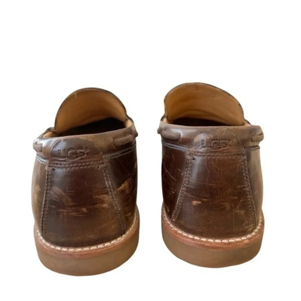UGG Via Ponte Brown Leather Slip‎ On Moc Toe Low Top Loafers Shoes Size 10